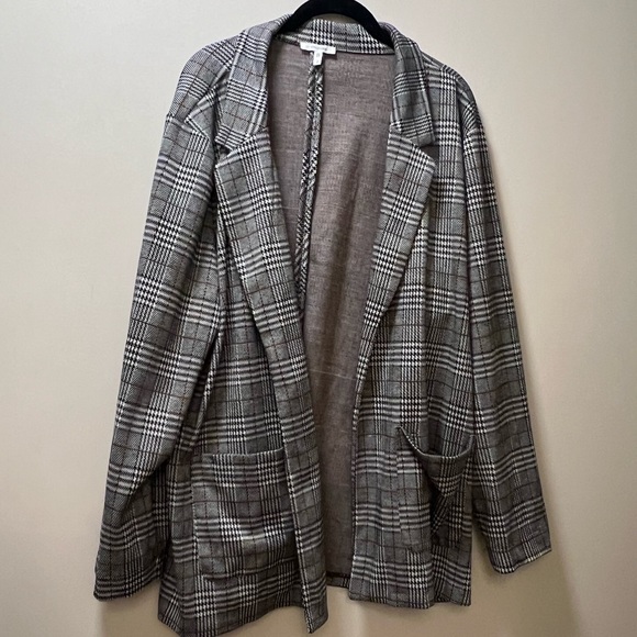 Maurice’s Blazer - Picture 1 of 4